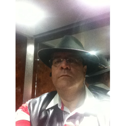 Louis Lang Photo 5