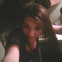 Haley Robison Photo 19
