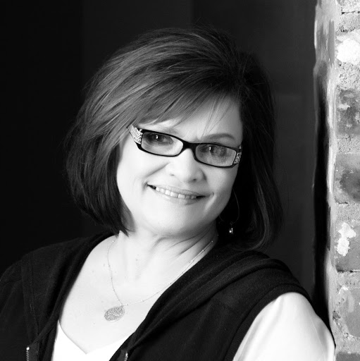 Kimberly Mitchell Photo 33
