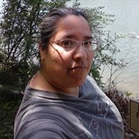 Lisa Zaragoza Photo 29
