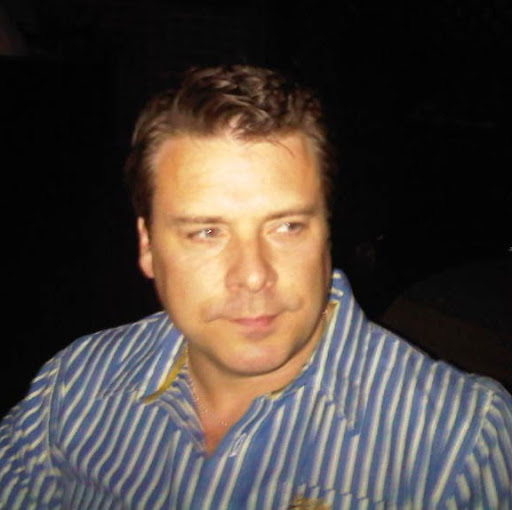 Mark Emerson Photo 48