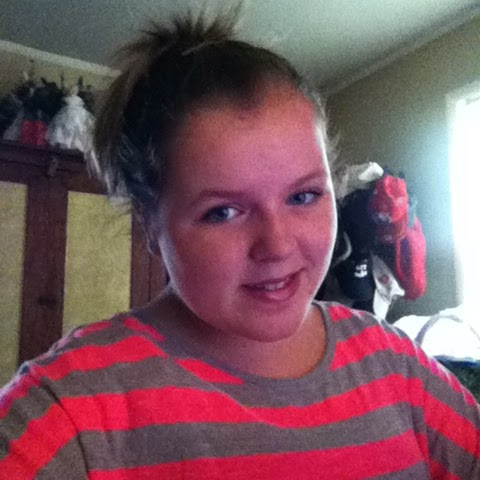 Paige Cole Photo 7