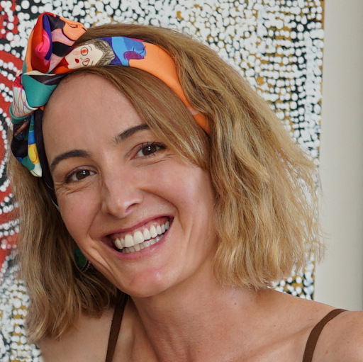 Amy Browne Photo 13