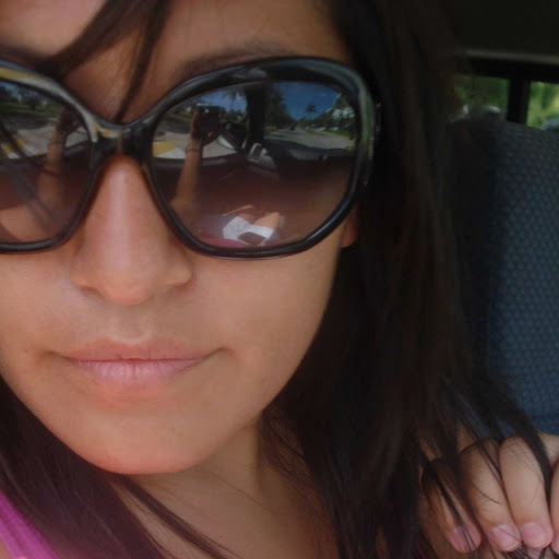 Erika Estrada Photo 3