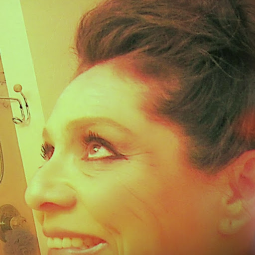 Eva Wilson Photo 9