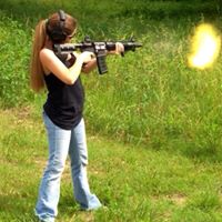 Jennifer Oliver Photo 24