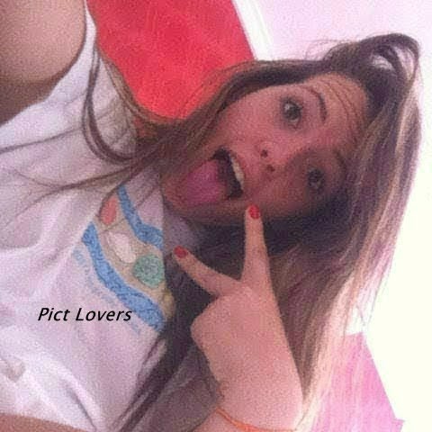 Crystal Oliver Photo 15