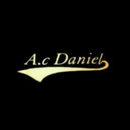 Daniel Richards Photo 34