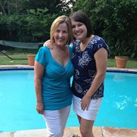 Sarah Higgins Photo 30