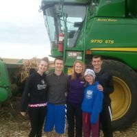 Kelly Hammer Photo 15