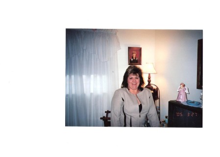 Holly Baldwin Photo 17
