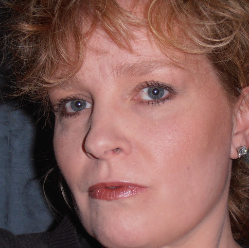 Jeanne Larson Photo 28