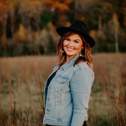 Danielle Womack Photo 4