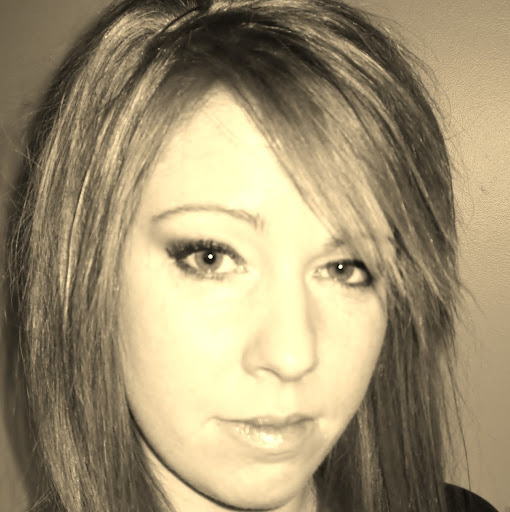 Tracy Sinclair Photo 9