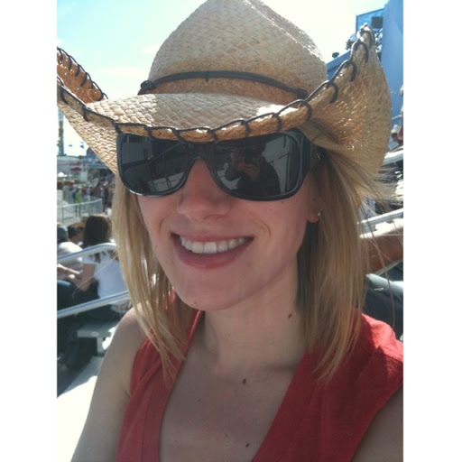 Julia Lawrence Photo 20