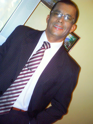Roberto Vila Photo 20