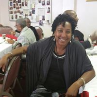 Esther Robbins Photo 28
