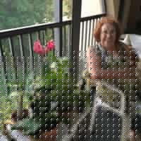 Laura Zimmerman Photo 32