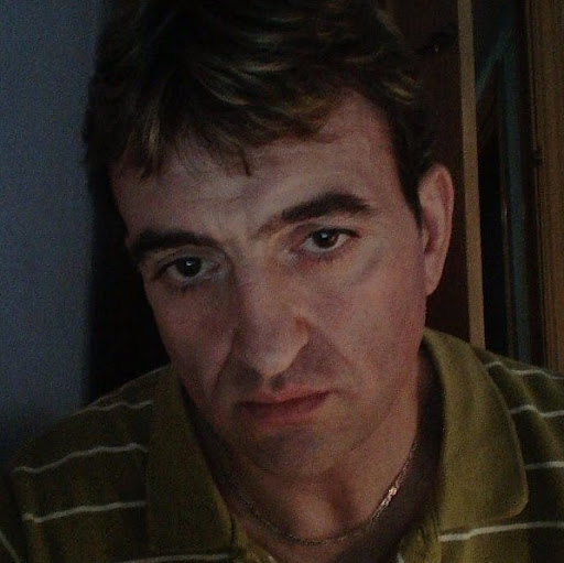 Alexander Smith Photo 37