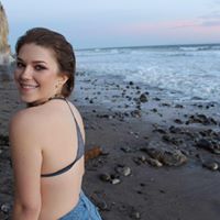 Jana Rowe Photo 15
