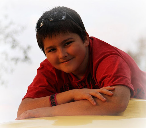 Aaron Arnett Photo 29