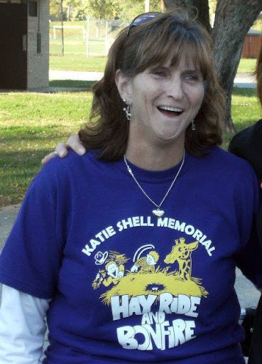 Angela Cooper Photo 28