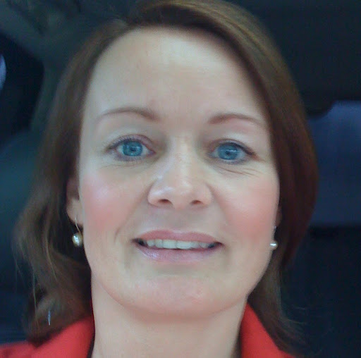 Maureen Peters Photo 8