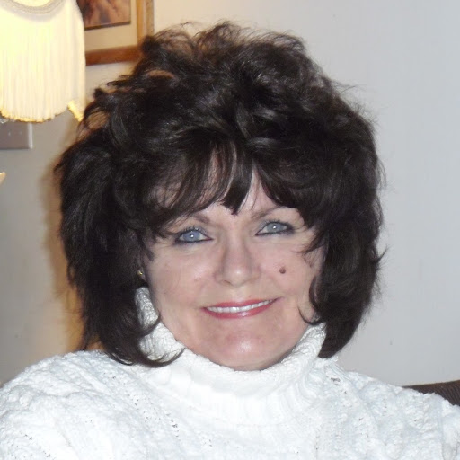 Sheri Holland Photo 32