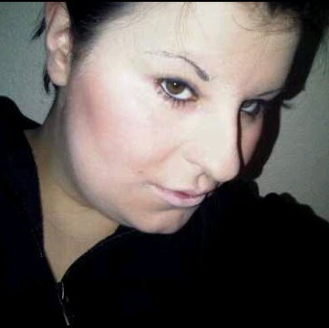 Alison Fields Photo 10