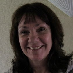 Joan Simpson Photo 34