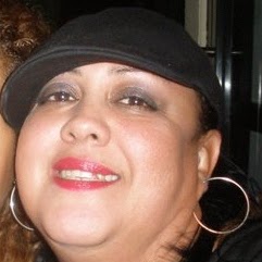 Lisa Medina Photo 33