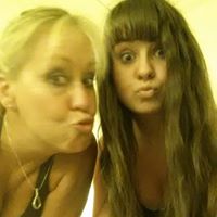Vicky Reynolds Photo 9