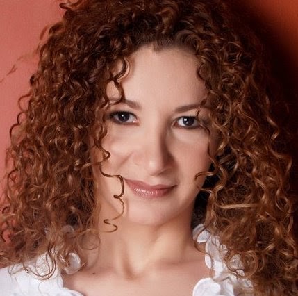 Claudia Mora Photo 2