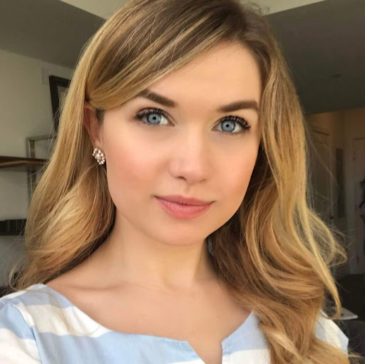 Erica Rodgers Photo 19