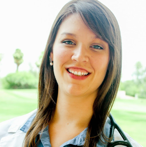 Kelly Bender Photo 8