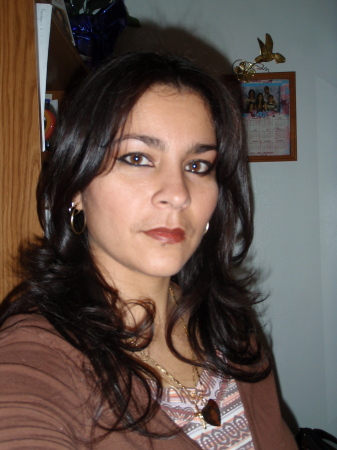 Jeannette Reyes Photo 4