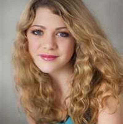 Janie Bell Photo 13