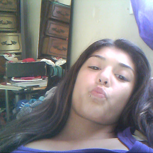 Rose Contreras Photo 29