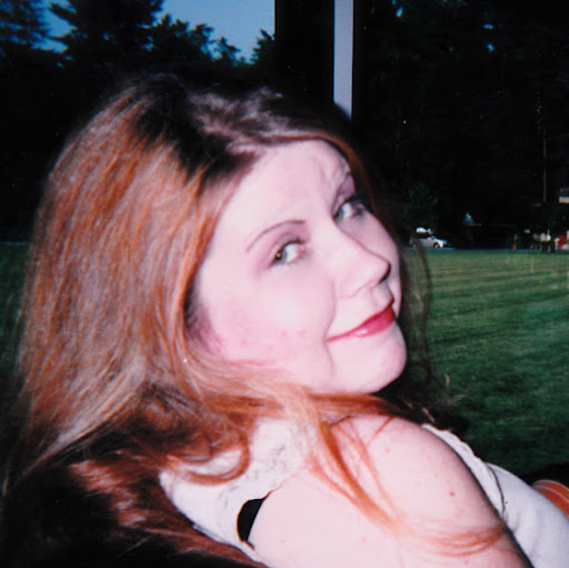 Andrea Davenport Photo 7