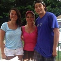 Laura Gillis Photo 19