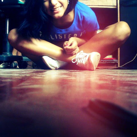 Kelly Alvarado Photo 38