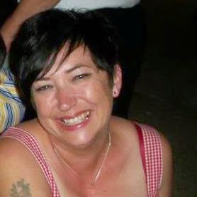 Debbie Cross Photo 26