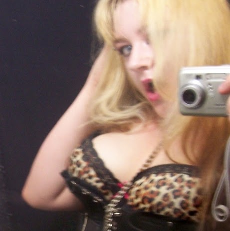 Scarlett Lewis Photo 18