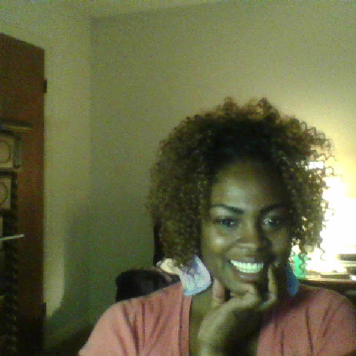 Gloria Williams Photo 8