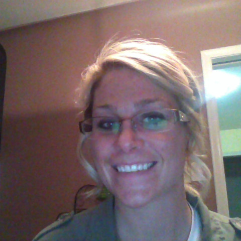 Heather Holcomb Photo 15