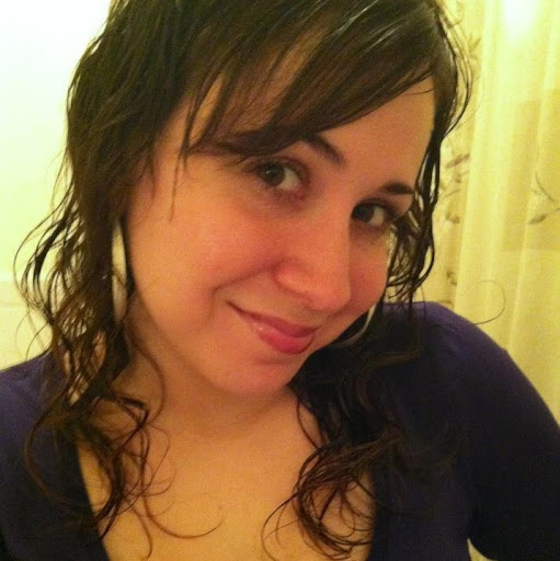 Angela Garcia Photo 9