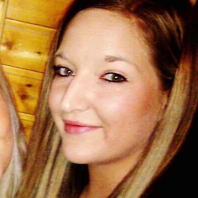 Kerry Sheridan Photo 7