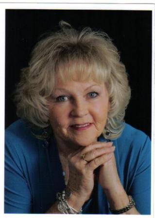 Carol Wells Photo 4