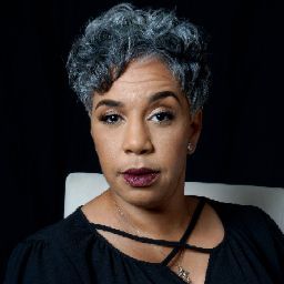 Crystal Frazier Photo 35