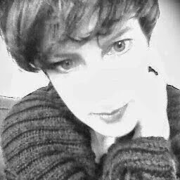 Sandra Lucas Photo 17